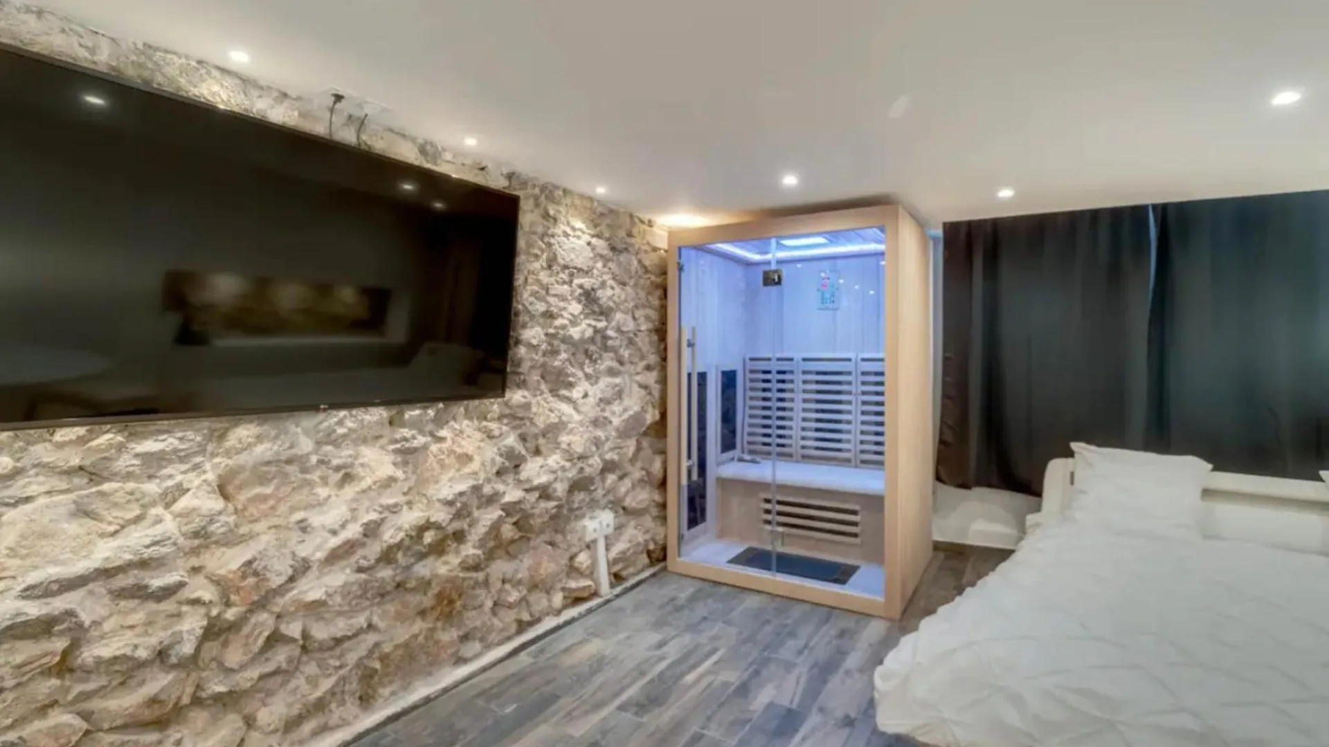 La Suite Confidentielle - Balneo - Sauna - Hypercentre - Ac Cannes France