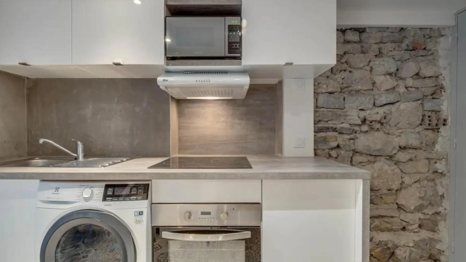 Apartment La Suite Confidentielle - Balneo - Sauna - Hypercentre - Ac Cannes France