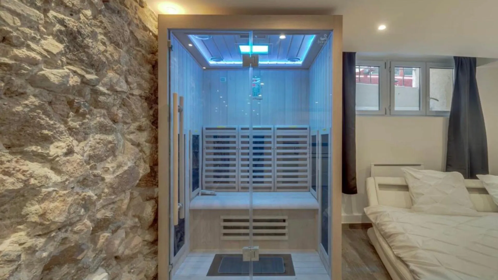 La Suite Confidentielle - Balneo - Sauna - Hypercentre - Ac Cannes Apartment